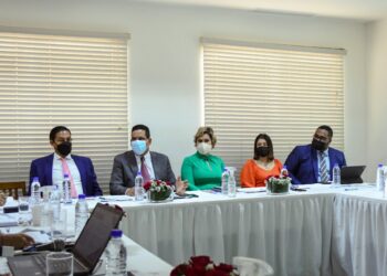 ProCompetencia y Compras y Contrataciones analizan mecanismos para evitar acuerdos entre competidores