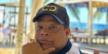 Muere productor de televisión Carlos Reyes