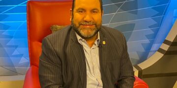 PRSC propone declarar guerra a evasión fiscal y masificar planes sociales del gobierno