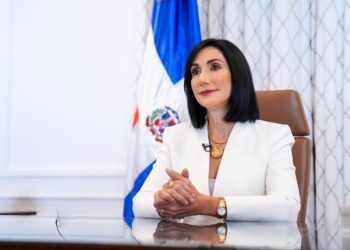 Primera dama participa en la clausura del Año Internacional de las Frutas y Verduras de la FAO