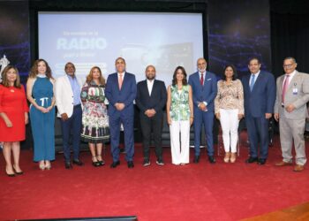Indotel realiza panel sobre los retos y oportunidades de la radiodifusión en RD, con motivo del Día Mundial de la Radio