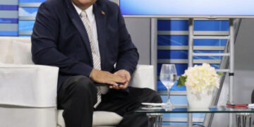 Jurista Castillo Pantaleón consideró como confusas acciones del Gobierno en materia migratoria