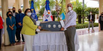 ETED lleva iluminación a la UASD para contribuir con la seguridad de los estudiantes