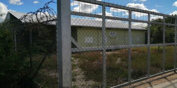 Pide al Gobierno rescatar dos talleres abandonados desde hace años en Guanarate y Batey 5