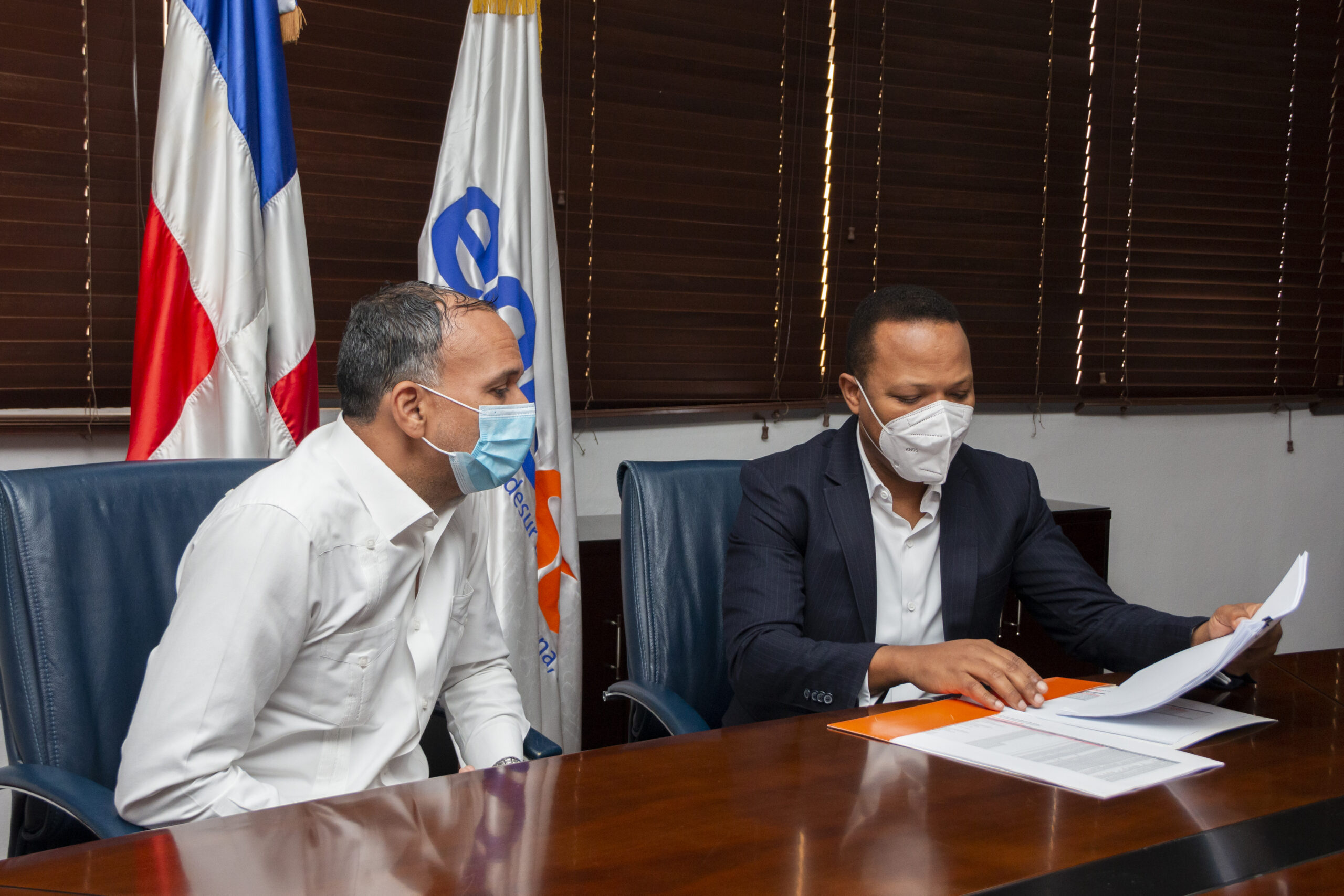 EDESUR y PROTECOM impulsan acciones para aumentar satisfacción de los clientes