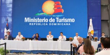 Presidente  deja iniciados trabajos mejoramiento Malecón SDE con inversión  de RD$ 500 millones