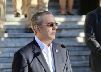 Presidente suspende agenda por muerte de doña Rosa