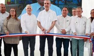 Tras 30 años de espera presidente Abinader inaugura carretera Sabana Iglesia-Jánico