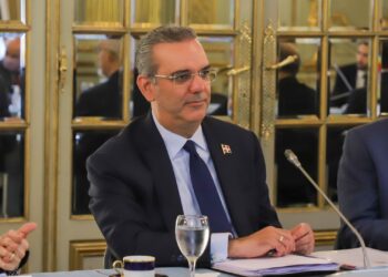 Presidente Abinader trata con empresarios argentinos acuerdos de cooperación mutua