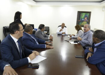 Diputados estudian dos proyectos de ley sobre regulación de bancas de loterías y casinos