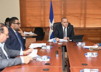 La Comisión de Industria del Senado inicia estudio de proyecto de Ley sobre hidrocarburos