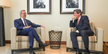 Subsecretario de Estado de EEUU destaca excelente manejo de Abinader frente al Covid-19