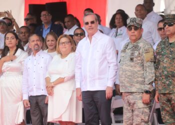 Presidente encabeza actos conmemorativos del 178 aniversario de la Batalla del 19 de marzo