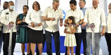 Gobierno inaugura drenaje pluvial del barrio Moscú, en San Cristóbal