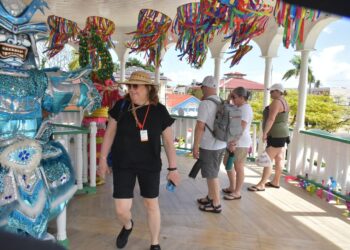 Siete barcos de cruceros traen 11,700 visitantes a los puertos Amber Cove y Taíno Bay de Puerto Plata