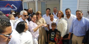 Vicepresidenta entrega viviendas, en jornada “Primero Tú” y visita INESPRE en Villa Altagracia