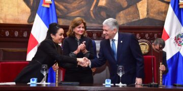 El Senado conmemora el 80 aniversario del voto de la mujer en República Dominicana