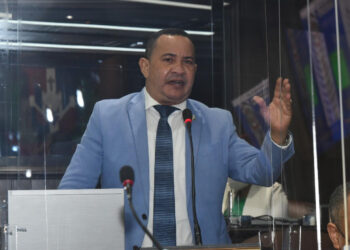 Diputado Carlos Ramírez somete proyecto establece partida para  incentivos a los donantes de sangre