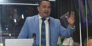 Diputado Carlos Ramírez somete proyecto establece partida para  incentivos a los donantes de sangre