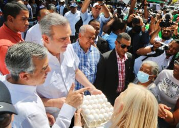 Presidente Abinader: Reforma de la Policía va sin importar el costo político que tenga 