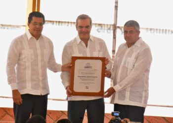 OMT reconoce a República Dominicana como país número uno en la recuperación del turismo