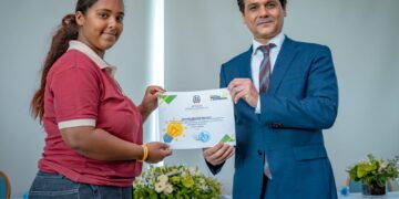 Senador dice capacitarse en nuevas tecnologías aporta mayores oportunidades a los jóvenes