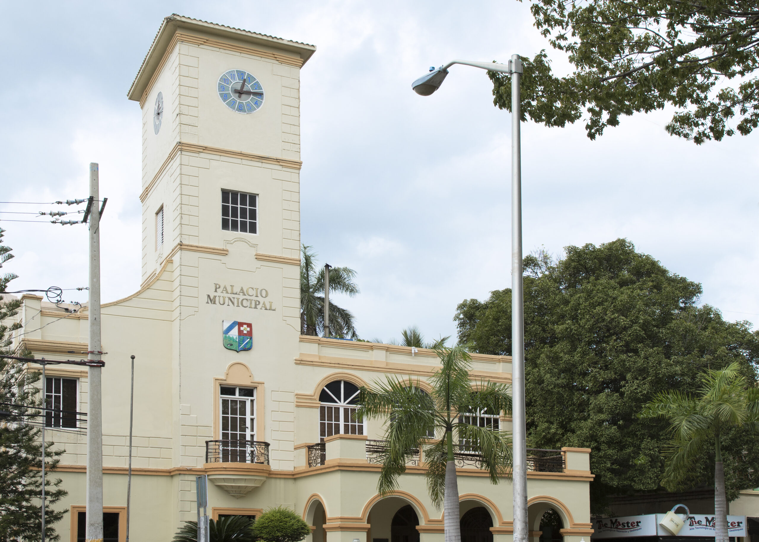 INTRANT y AMSC inicia intervención puntos críticos en avenidas y semaforización