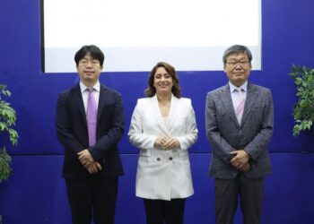 Gloria Reyes anuncia construcción de Centros de Capacitación y Producción Supérate con fondos de Corea