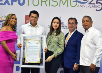 David Collado se compromete convertir a Santiago en gran destino turístico