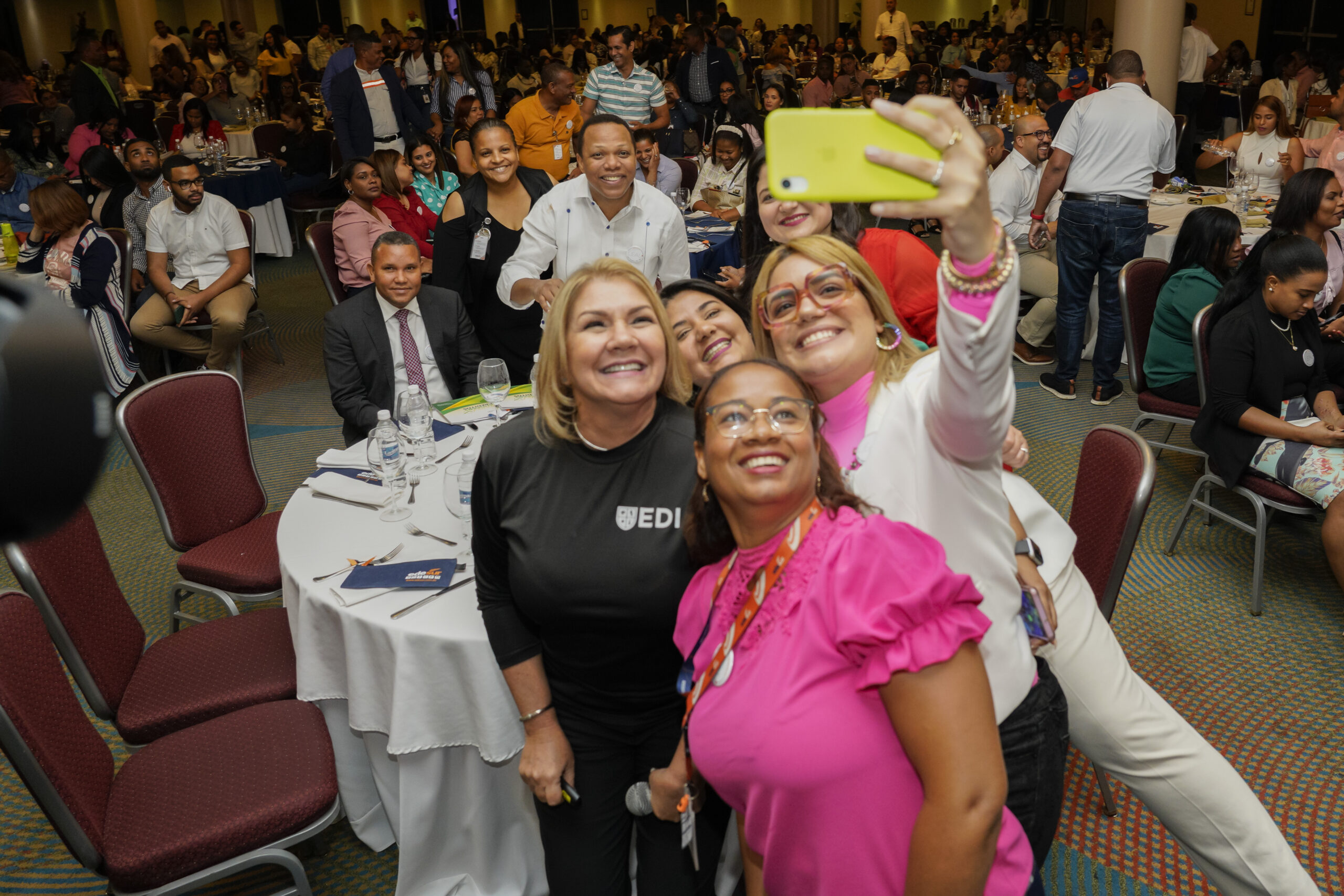 Edesur Dominicana capacita a 500 colaboradores para mejorar el servicio al cliente