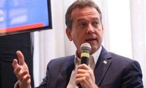Ito Bisonó destaca que reactivación económica es uno  de los logros trascendentales de la última década