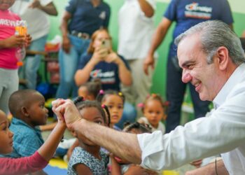 Presidente  deja iniciados trabajos construcción entrada Samaná con inversión de 300 millones