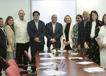 Alfredo Pacheco resalta importancia de una ley sobre alimentación