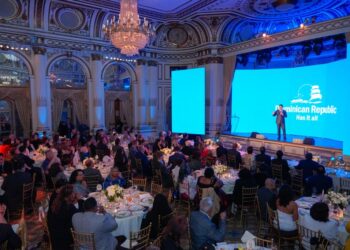 El Ministerio de Turismo RD destaca la contribución de Nueva York en la recuperación del turismo en el país