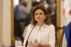 Vicepresidenta Raquel Peña, queda a cargo provisionalmente del Ministerio de Medio Ambiente
