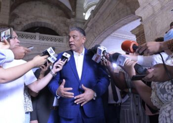 Ministro de Interior informa creación Unidad Antirruido en la Policía y aumento de 14 a 18 regionales 