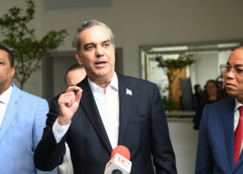 Abinader anuncia Gobierno detendrá nuevas alzas en tarifa eléctrica