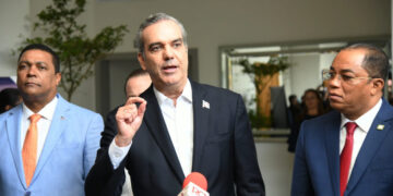 Abinader anuncia Gobierno detendrá nuevas alzas en tarifa eléctrica