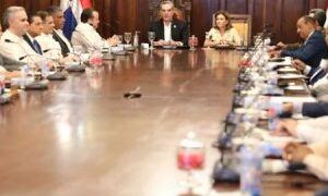 Presidente Abinader  encabeza  Consejo de Gobierno estudiar  cronograma del Presupuesto Nacional del año 2023