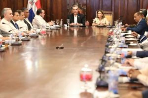 Presidente Abinader  encabeza  Consejo de Gobierno estudiar  cronograma del Presupuesto Nacional del año 2023