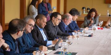 Alcalde Carlos Guzmán desarrolla compleja agenda de trabajo en Bogotá, Colombia