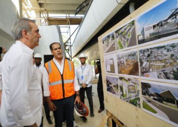 Presidente supervisa estación Los Americanos en segunda línea del teleférico