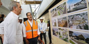Presidente supervisa estación Los Americanos en segunda línea del teleférico