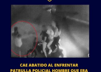 Cae abatido al enfrentar patrulla policial hombre que era buscado por muerte de pareja de esposos en Villa Mella
