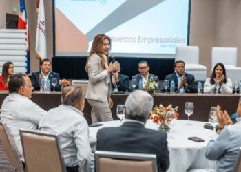 ADN y ACOPROVI firman acuerdo para regular los procesos de construcción en la ciudad