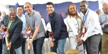 Director ejecutivo de INAPA deja iniciados trabajos de ampliación de redes del acueducto de Consuelo, San Pedro de Macorís