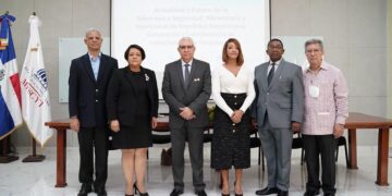 Gobierno realiza mesa de trabajo para fortalecer la situación actual de RD