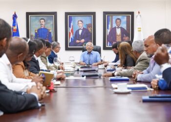 MINERD pagará a partir de septiembre aumento del 10% a técnicos del sistema educativo