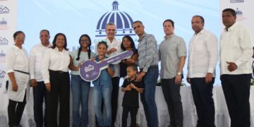 Con una inversión de mas 2.8 millones de pesos el presidente Abinader entrega 300 apartamentos  bajo el Plan Mi Vivienda-Hato Nuevo