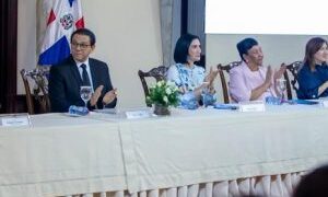 Gobierno dominicano y organismos internacionales presentan campaña para promover la lactancia materna